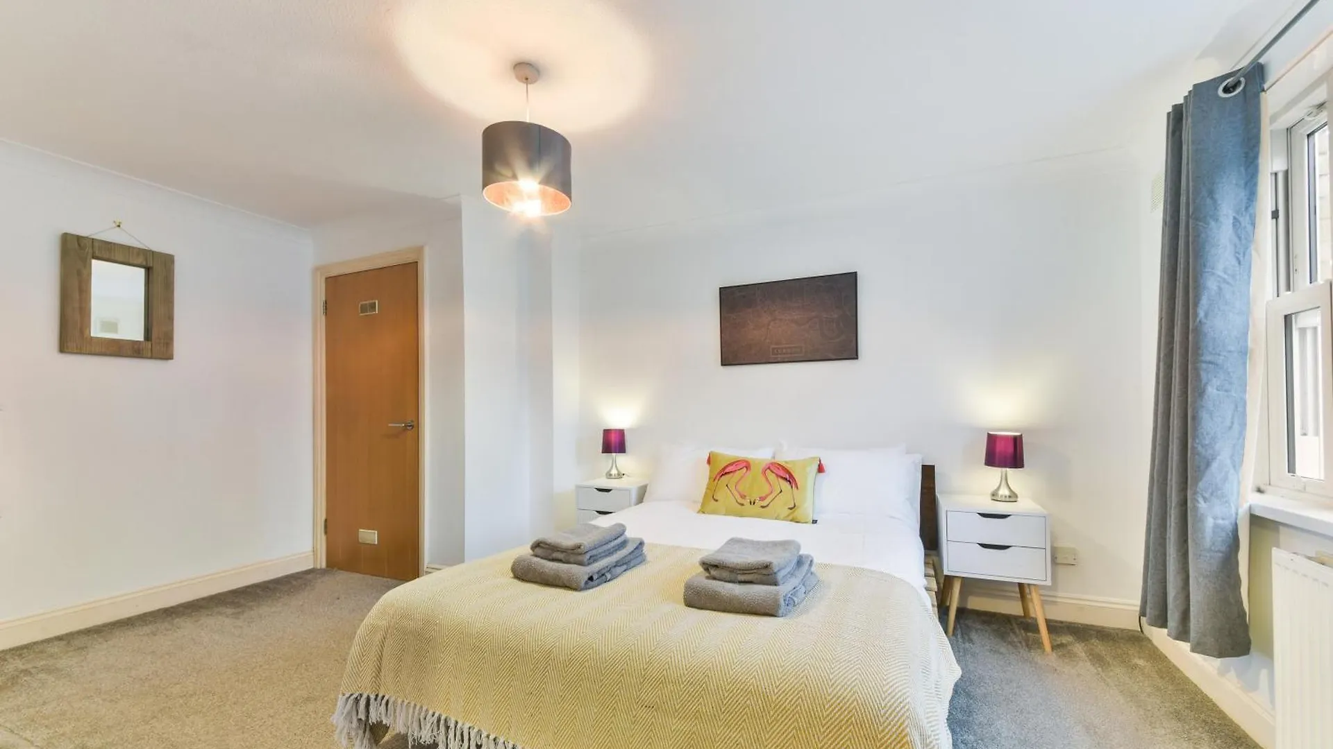 Fantastic Central Line City-Pad! Apartment London